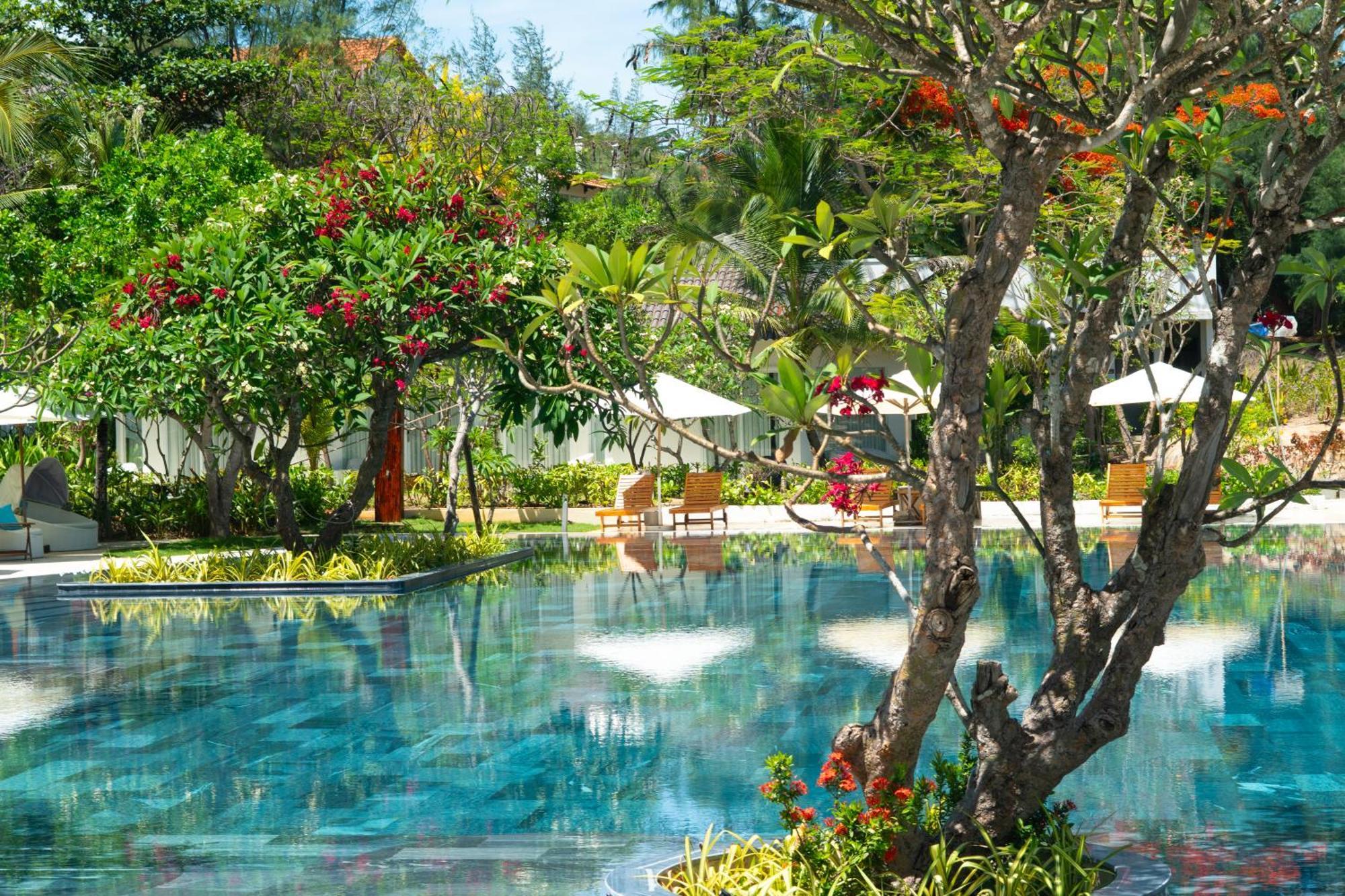 Fleur De Lys Resort & Spa Лонгхай Екстер'єр фото